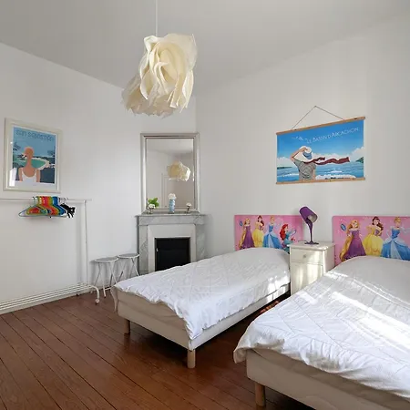 Arcachon: Basque 4 Chambres, & Commerces A 300m - Fr-1-420-160 Holiday home Arcachon